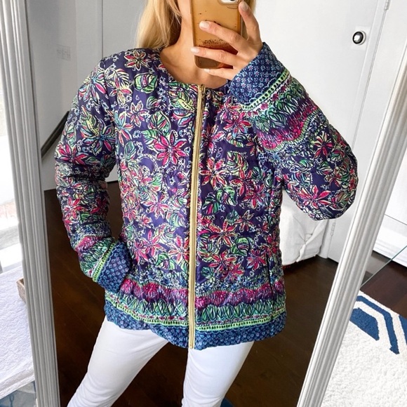 💙 LILLY PULITZER 2-in-1 NAVY PINK REVERSIBLE PUFFER JACKET down father XL Floral - Picture 16 of 16